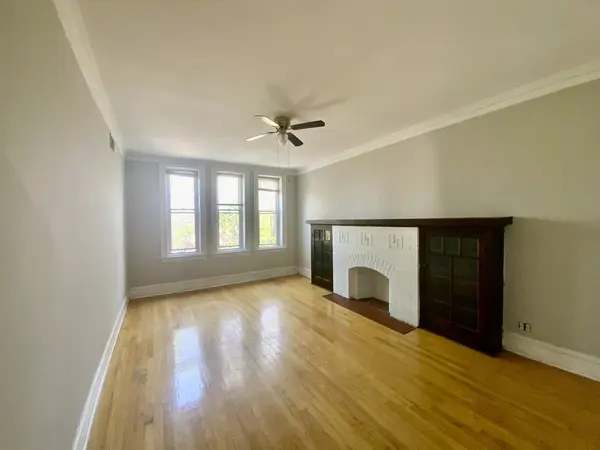 5511 W Diversey AVE #3, Chicago, IL 60639