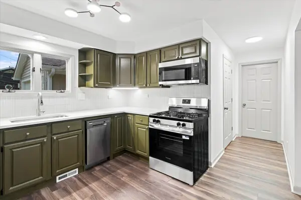 26979 N Ada ST, Wauconda, IL 60084