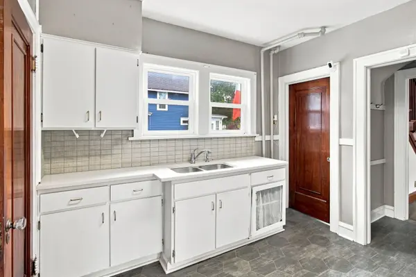 315 Center ST, Waukegan, IL 60085