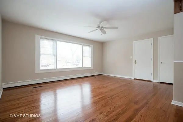 8 N Home AVE #1N, Park Ridge, IL 60068