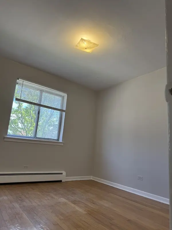 4752 N Olcott AVE #1A, Harwood Heights, IL 60706