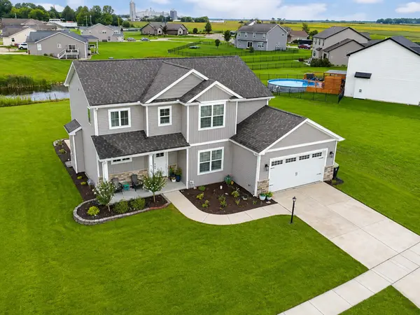 520 Prairie Meadows DR, Heyworth, IL 61745