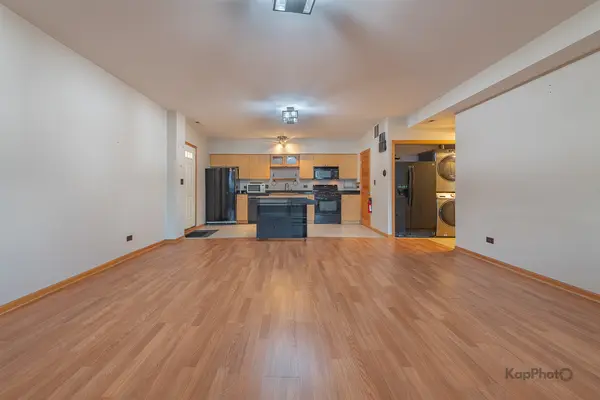 519 S Maplewood AVE #1W, Chicago, IL 60612