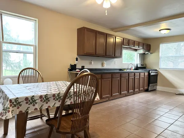 217 E Dorion ST, Beaverville, IL 60912