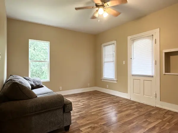 217 E Dorion ST, Beaverville, IL 60912