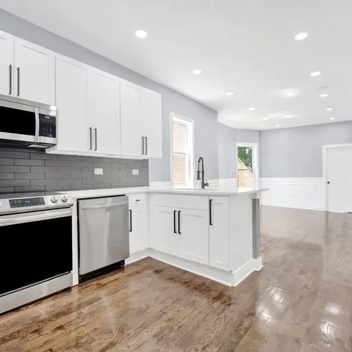 1821 N Kedvale AVE #1, Chicago, IL 60639