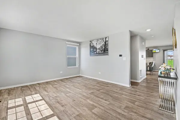 1329 Prairie Creek TRL, Joliet, IL 60431