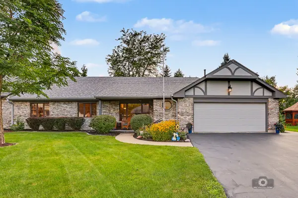 11524 S Old Prague Path, Palos Park, IL 60464