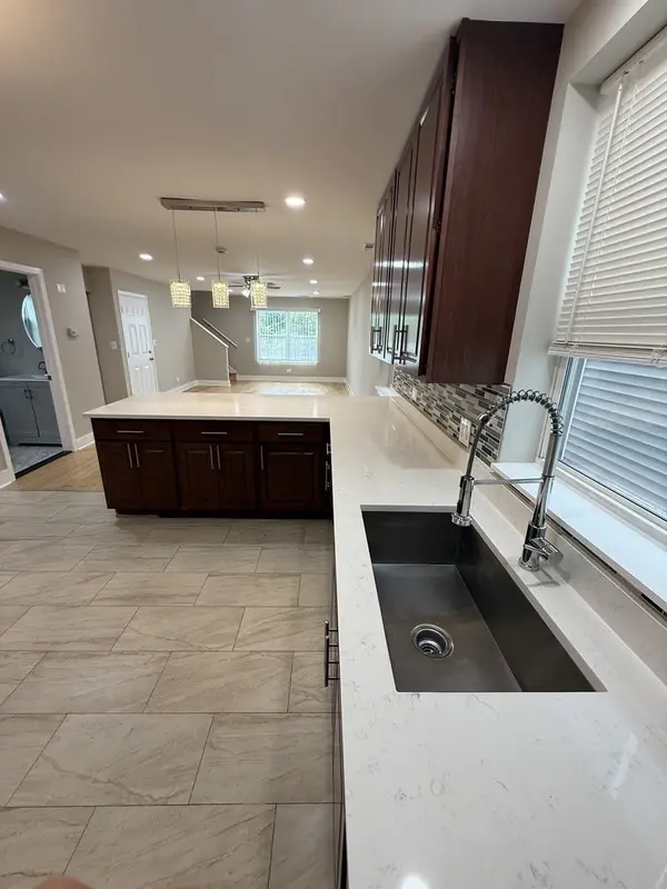 2706 W Jackson BLVD, Chicago, IL 60612