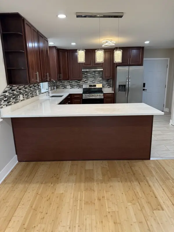 2706 W Jackson BLVD, Chicago, IL 60612