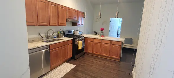 930 W Belmont AVE #201, Chicago, IL 60657