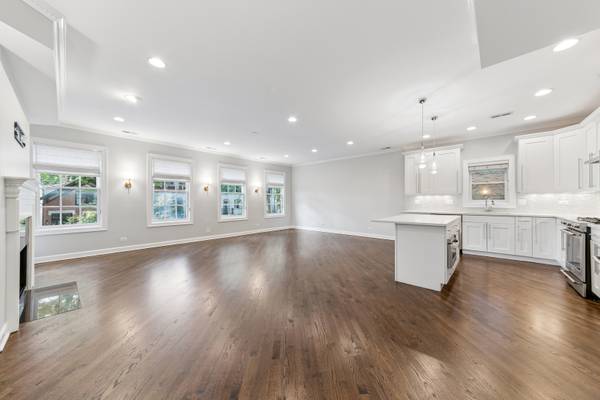 953 W Montana ST #3, Chicago, IL 60614