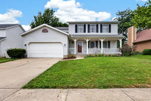 9 Fountain Lake CT, Bloomington, IL 61704