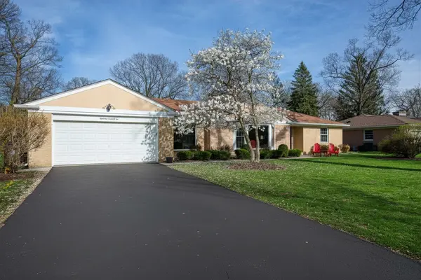 1645 Forest DR, Glenview, IL 60025