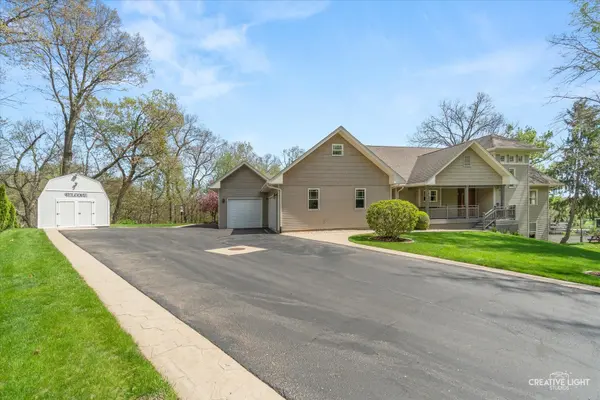 37 Park DR, Yorkville, IL 60560