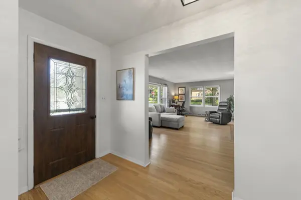 304 S Loomis ST, Naperville, IL 60540