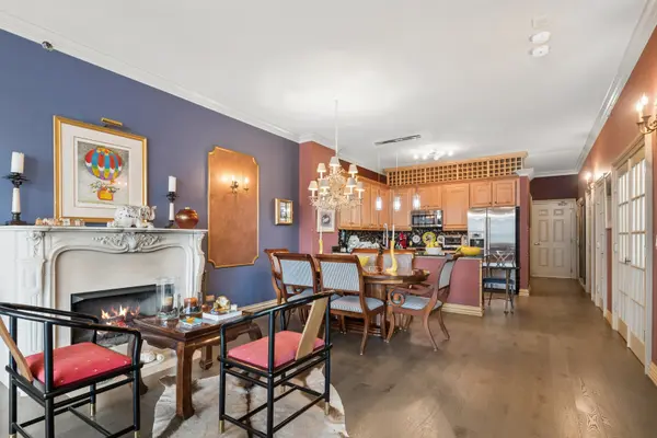 340 W Superior ST #1104, Chicago, IL 60654