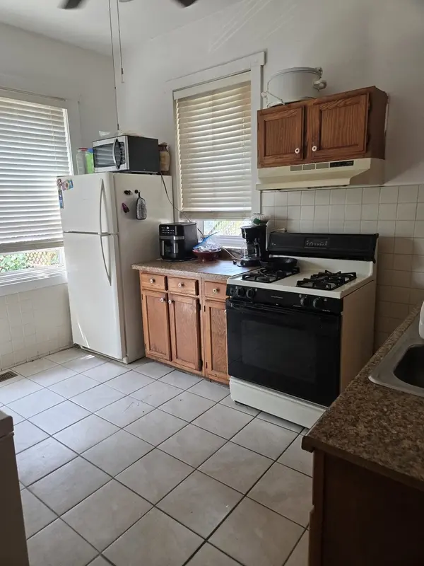 6522 S Peoria ST, Chicago, IL 60621
