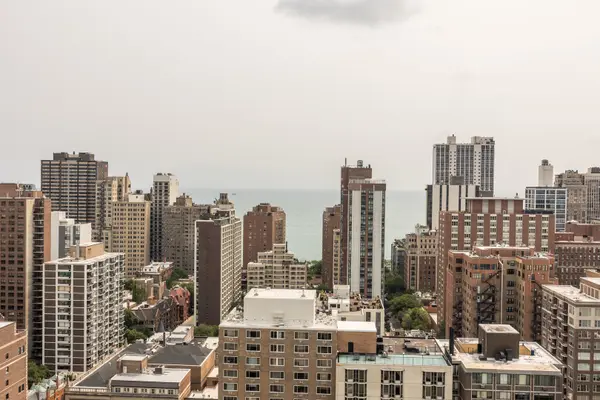 1355 N Sandburg TER #2206D, Chicago, IL 60610
