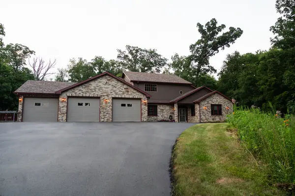 4746 S Knoll RD, Rochelle, IL 61068