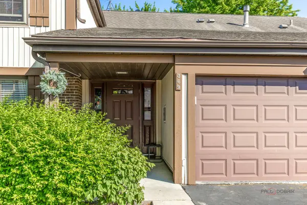 369 Southbury CT #D2, Schaumburg, IL 60193