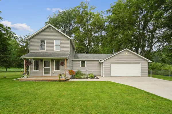 4491 Bishop RD, Prophetstown, IL 61277