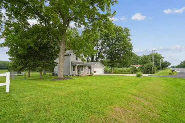 4491 Bishop RD, Prophetstown, IL 61277