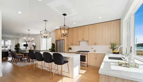 2519 W Fillmore ST, Chicago, IL 60612