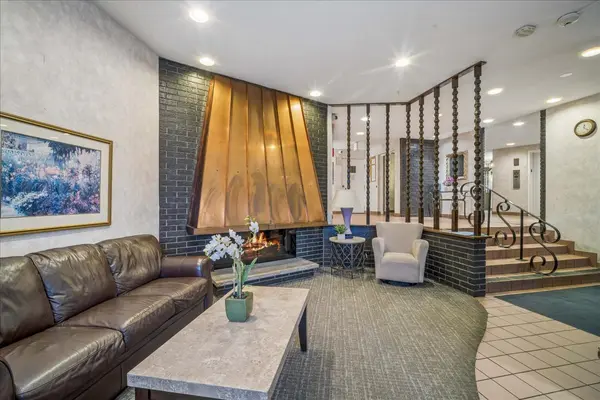 4840 Foster ST #103, Skokie, IL 60077