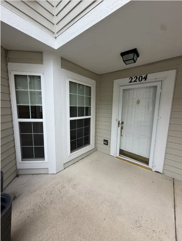 2204 SCOTT LN #2204, Aurora, IL 60502