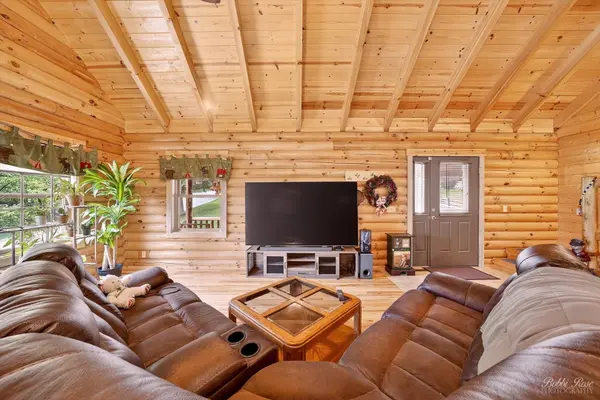 1334 Hillside view, Algonquin, IL 60102