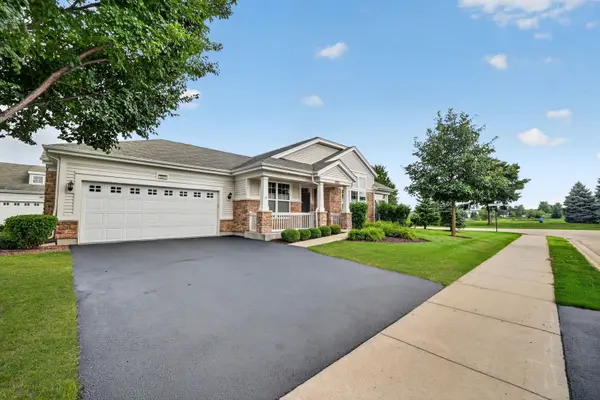 2603 Avondale CIR, Naperville, IL 60564