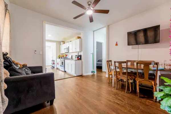 7051 S Eberhart AVE, Chicago, IL 60637
