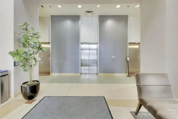 435 W ERIE ST #701, Chicago, IL 60654
