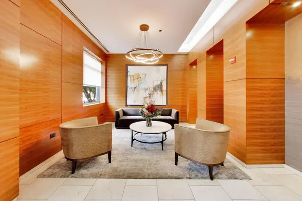 1629 S Prairie AVE #805, Chicago, IL 60616