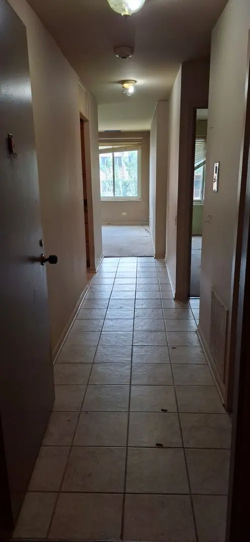 425 WALNUT CREEK LN #1403, Lisle, IL 60532