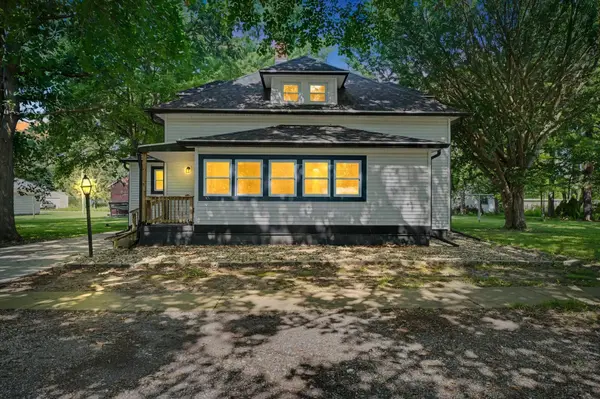 15 N Locust ST, Pesotum, IL 61863