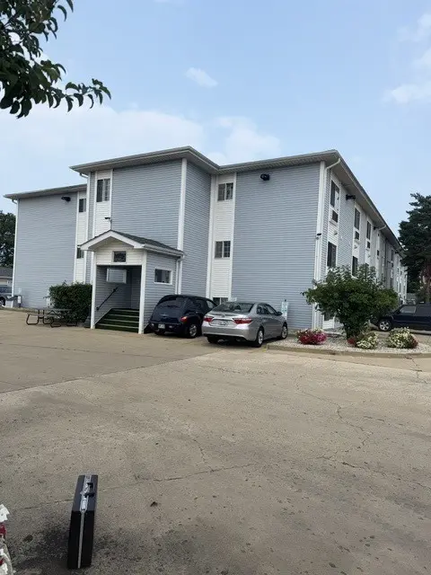 3130 W Monroe ST #202, Waukegan, IL 60085