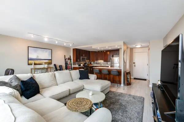2800 N Lake Shore DR #2015, Chicago, IL 60657