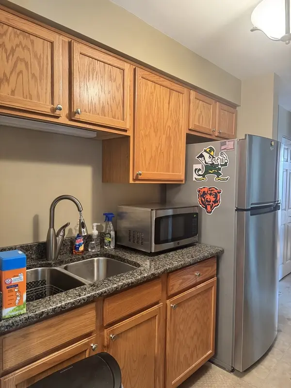 6023 W 64th PL #9, Chicago, IL 60638