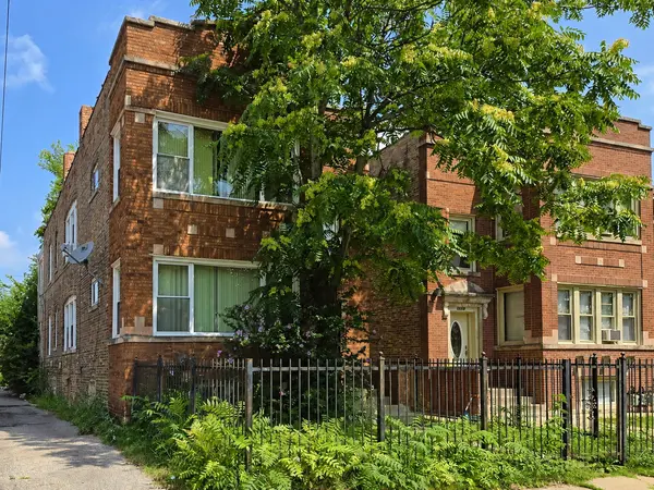 Address not disclosed, Chicago, IL 60651