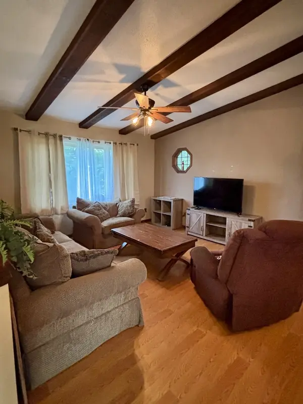 112 Cherry ST, Carthage, IL 62321