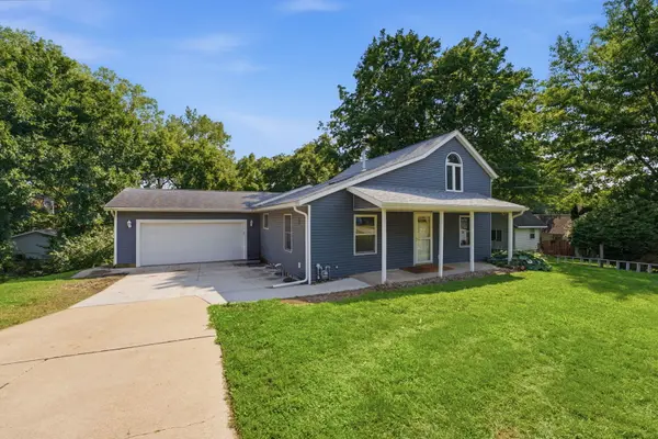 401 Walnut ST, Port Byron, IL 61275