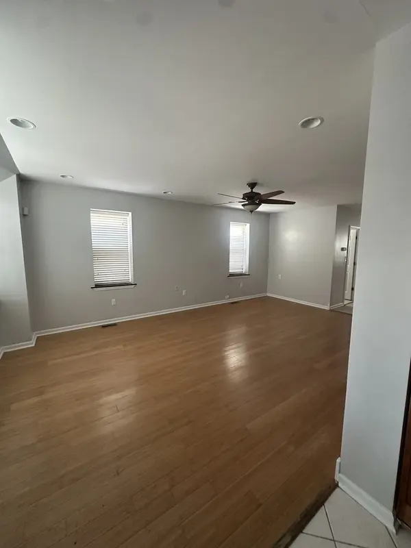 2449 W Taylor ST #2, Chicago, IL 60612