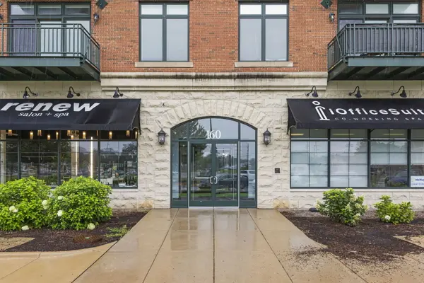 160 S River ST #215, Aurora, IL 60506