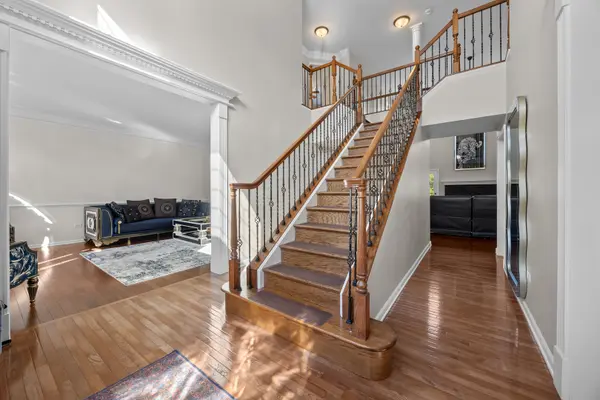 1103 Championship DR, Elgin, IL 60124