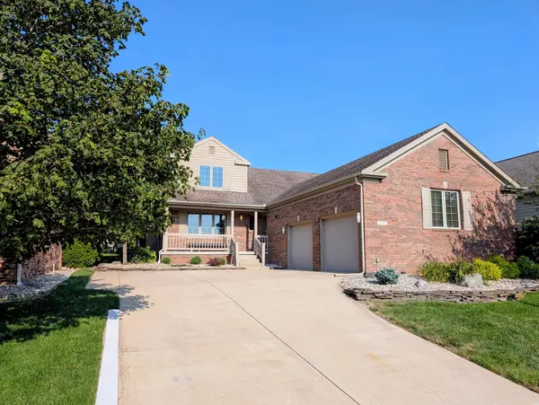 2909 Greystone PL, Champaign, IL 61822