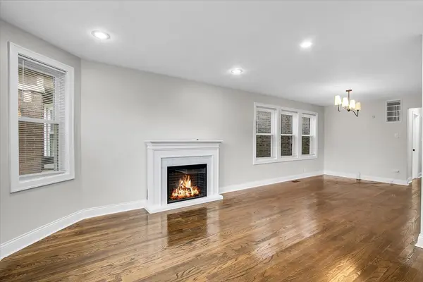 7320 S Oakley AVE, Chicago, IL 60636