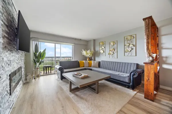 Address not disclosed, Chicago, IL 60645