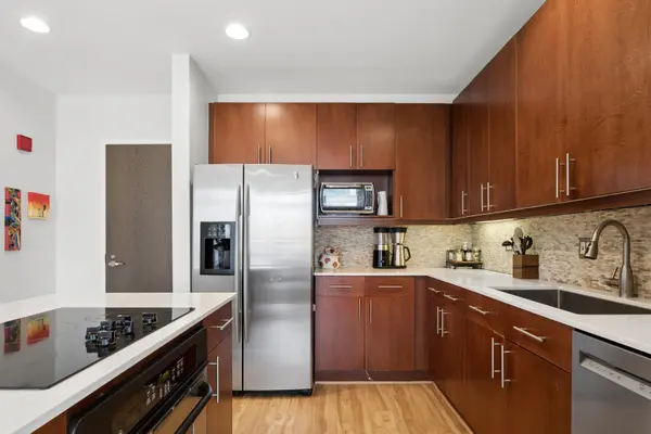 737 W WASHINGTON BLVD #704, Chicago, IL 60661